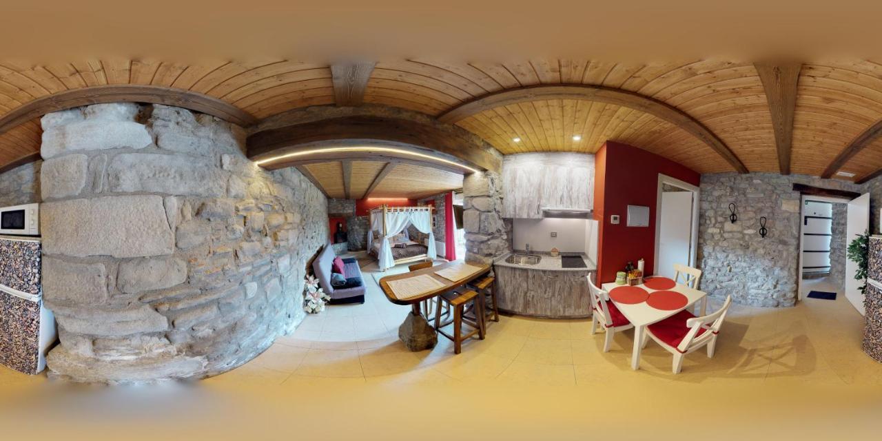 Casa Rural La Abadia-Apartamentos Graus Extérieur photo